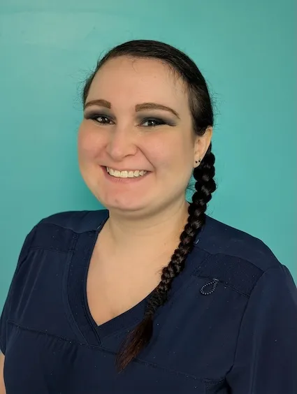 Ashlynne M., LMT